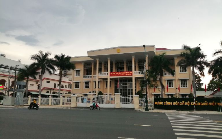 TÂY NINH TẬP TRUNG XỬ LÝ DỨT ĐIỂM VƯỚNG MẮT TRONG VẬN HÀNH MÔ HÌNH CHÍNH QUYỀN 02 CẤP